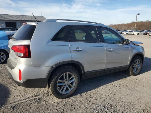 Photo 2 VIN: 5XYKTDA76FG551121 - KIA SORENTO 