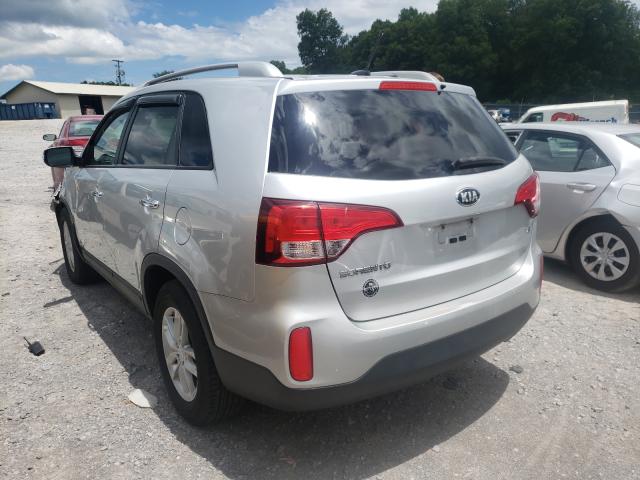 Photo 2 VIN: 5XYKTDA76FG604481 - KIA SORENTO LX 