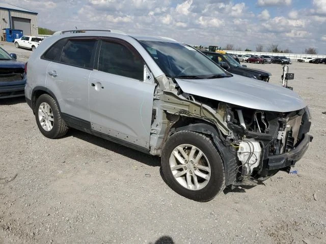 Photo 3 VIN: 5XYKTDA76FG621670 - KIA SORENTO LX 