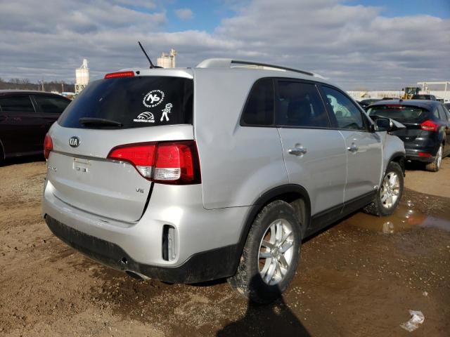 Photo 2 VIN: 5XYKTDA77FG597704 - KIA SORENTO LX 