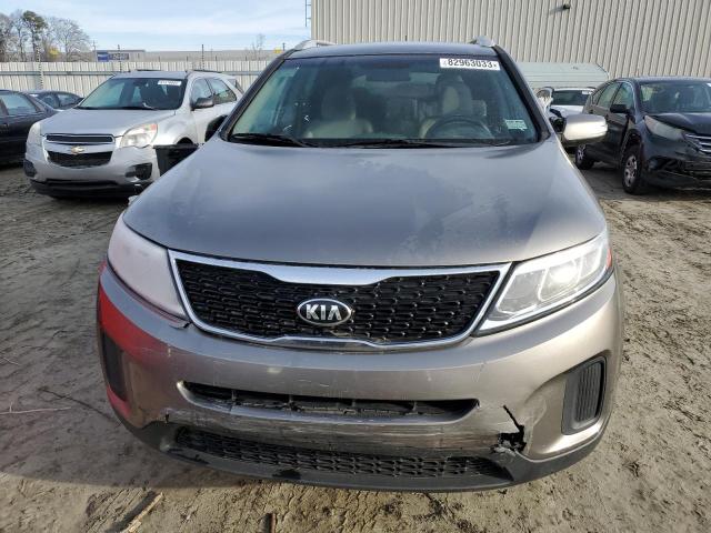 Photo 4 VIN: 5XYKTDA77FG607583 - KIA SORENTO 