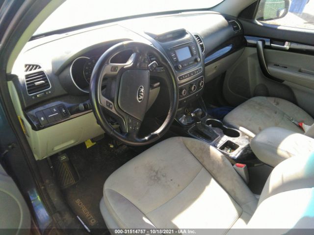 Photo 4 VIN: 5XYKTDA78EG548798 - KIA SORENTO 