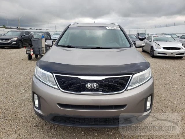 Photo 17 VIN: 5XYKTDA78FG651821 - KIA SORENTO 