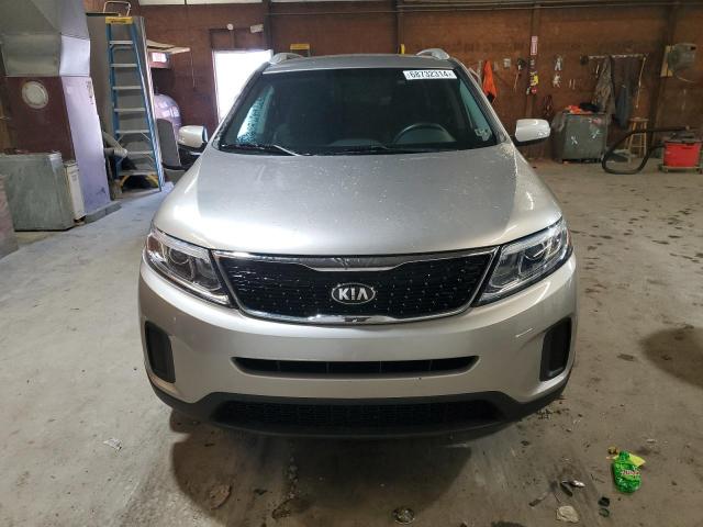 Photo 4 VIN: 5XYKTDA79FG580807 - KIA SORENTO LX 