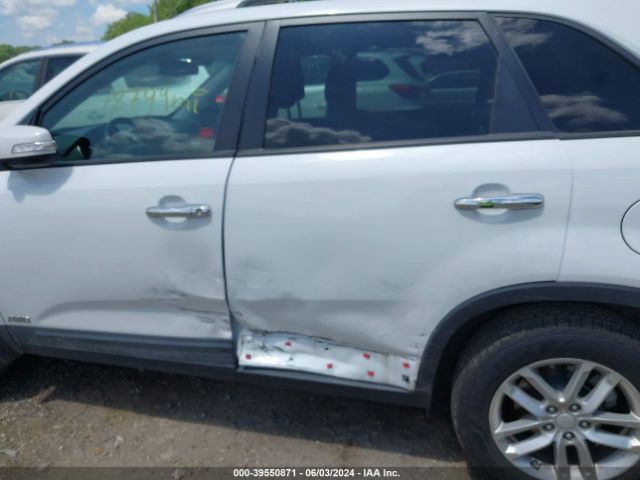 Photo 5 VIN: 5XYKTDA79FG591550 - KIA SORENTO 