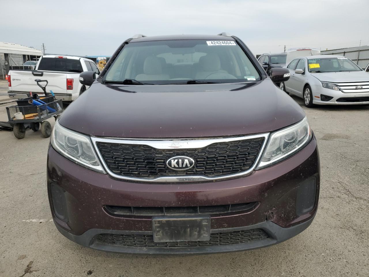 Photo 4 VIN: 5XYKTDA79FG601316 - KIA SORENTO 