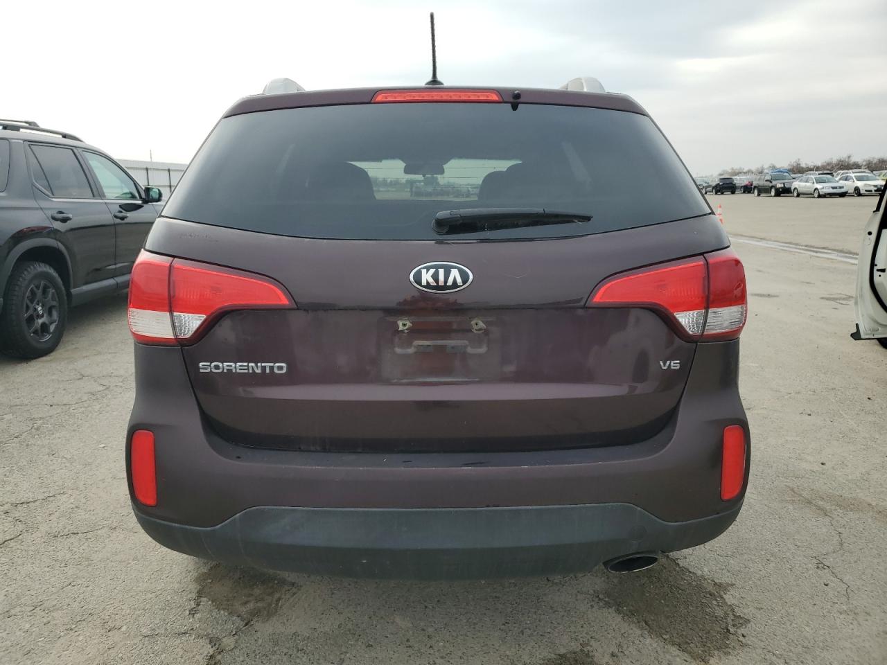 Photo 5 VIN: 5XYKTDA79FG601316 - KIA SORENTO 