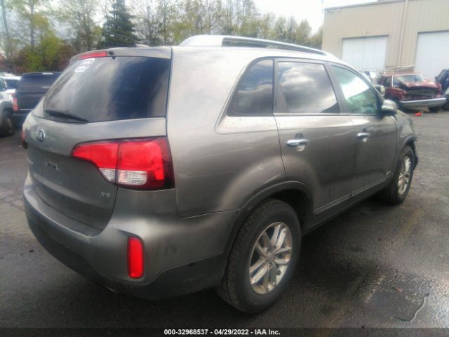 Photo 3 VIN: 5XYKTDA79FG605897 - KIA SORENTO 