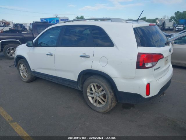 Photo 2 VIN: 5XYKTDA79FG607486 - KIA SORENTO 