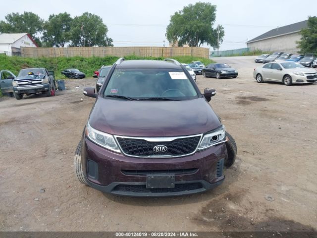 Photo 5 VIN: 5XYKTDA79FG648636 - KIA SORENTO 