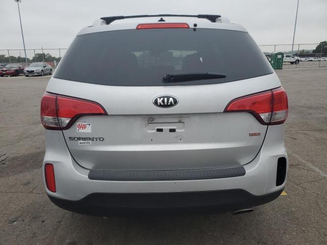 Photo 5 VIN: 5XYKTDA7XEG549404 - KIA SORENTO LX 