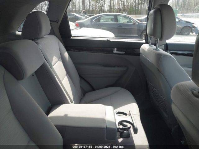 Photo 7 VIN: 5XYKTDA7XFG619310 - KIA SORENTO 