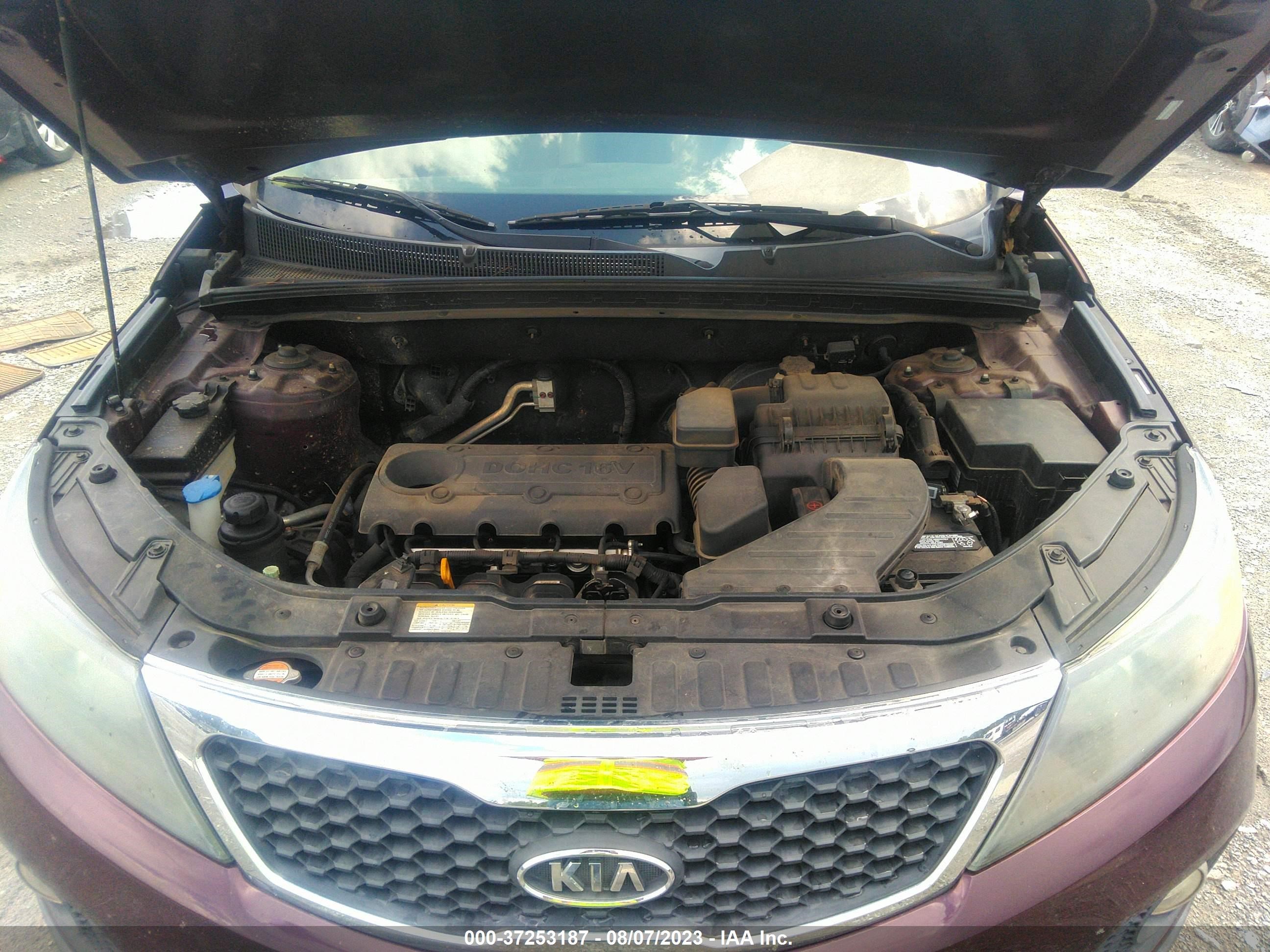 Photo 9 VIN: 5XYKU3A10BG003564 - KIA SORENTO 