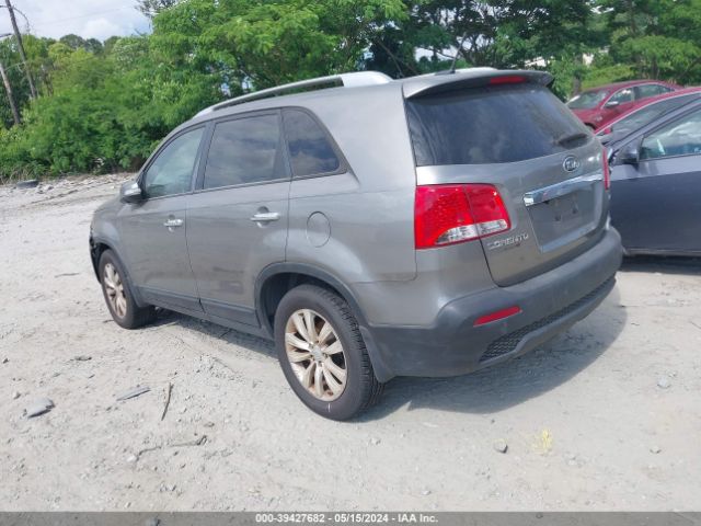 Photo 2 VIN: 5XYKU3A10BG033583 - KIA SORENTO 