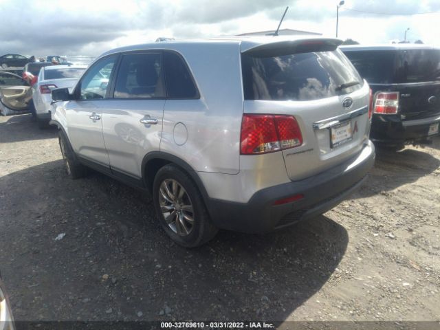 Photo 2 VIN: 5XYKU3A12BG018860 - KIA SORENTO 