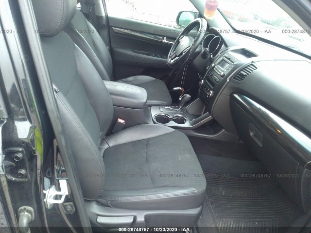 Photo 4 VIN: 5XYKU3A12BG088276 - KIA SORENTO 