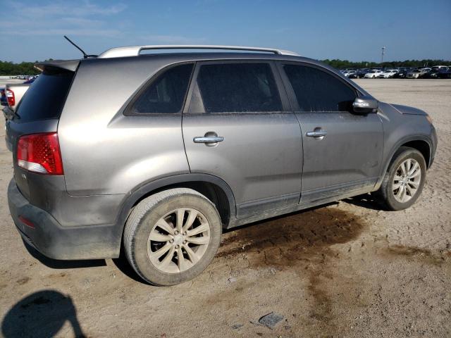 Photo 2 VIN: 5XYKU3A12BG130820 - KIA SORENTO EX 