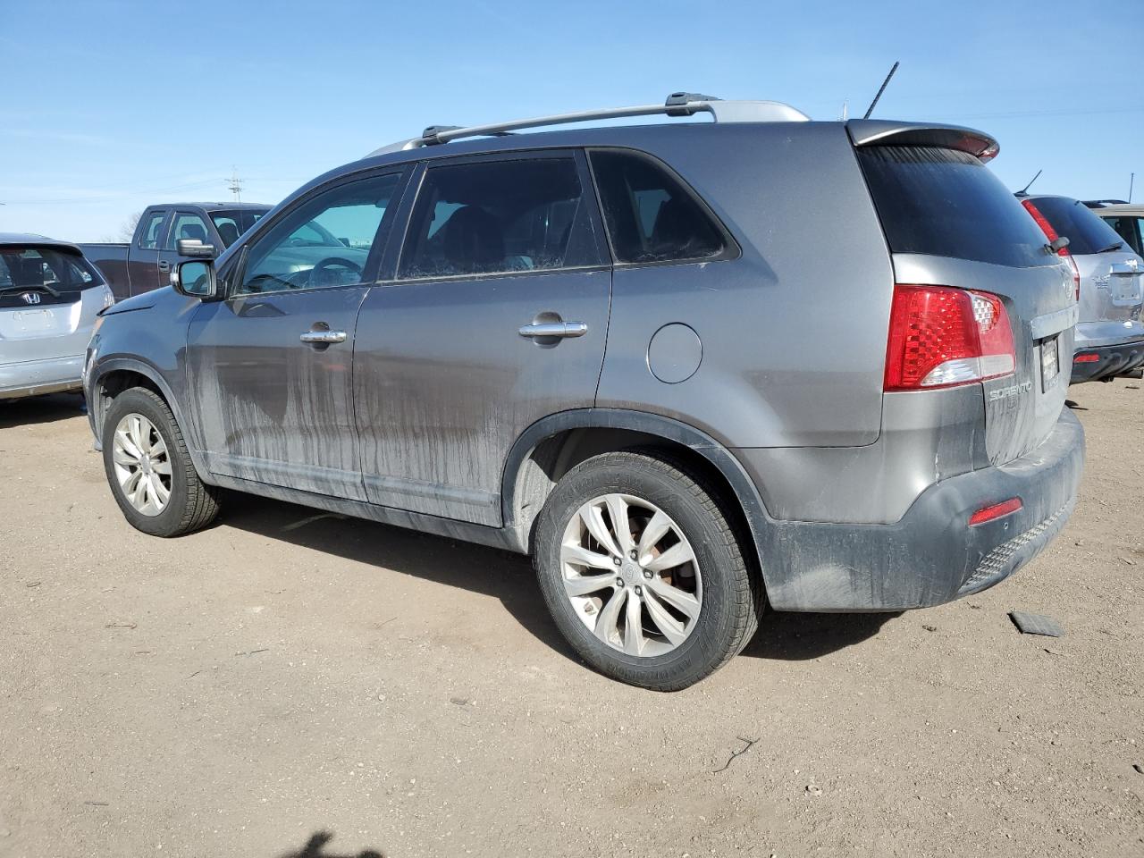 Photo 1 VIN: 5XYKU3A16BG055300 - KIA SORENTO 