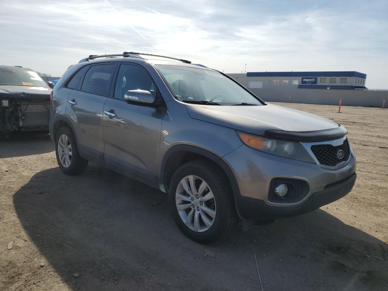 Photo 3 VIN: 5XYKU3A16BG055300 - KIA SORENTO 