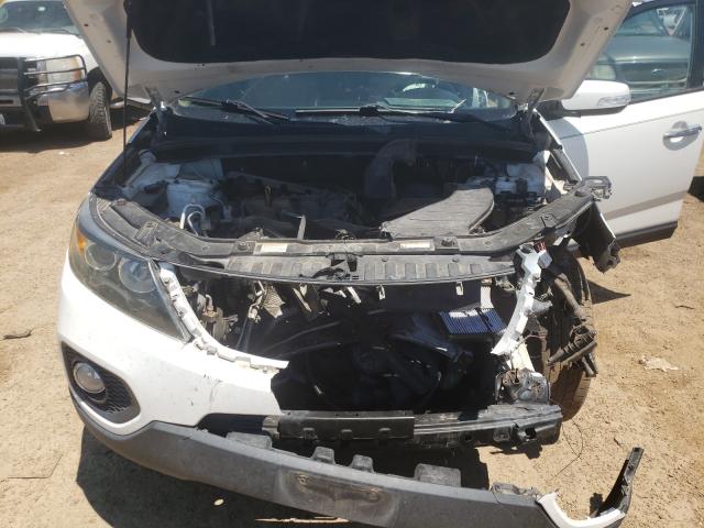 Photo 6 VIN: 5XYKU3A16BG083923 - KIA SORENTO EX 