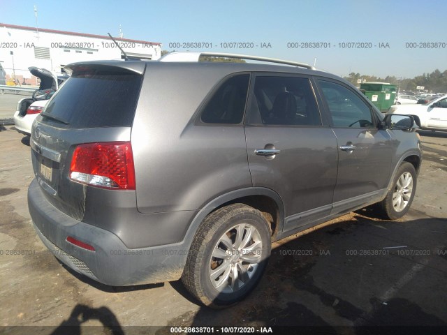 Photo 3 VIN: 5XYKU3A17BG032852 - KIA SORENTO 