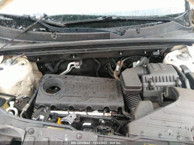 Photo 9 VIN: 5XYKU3A1XBG006956 - KIA SORENTO 