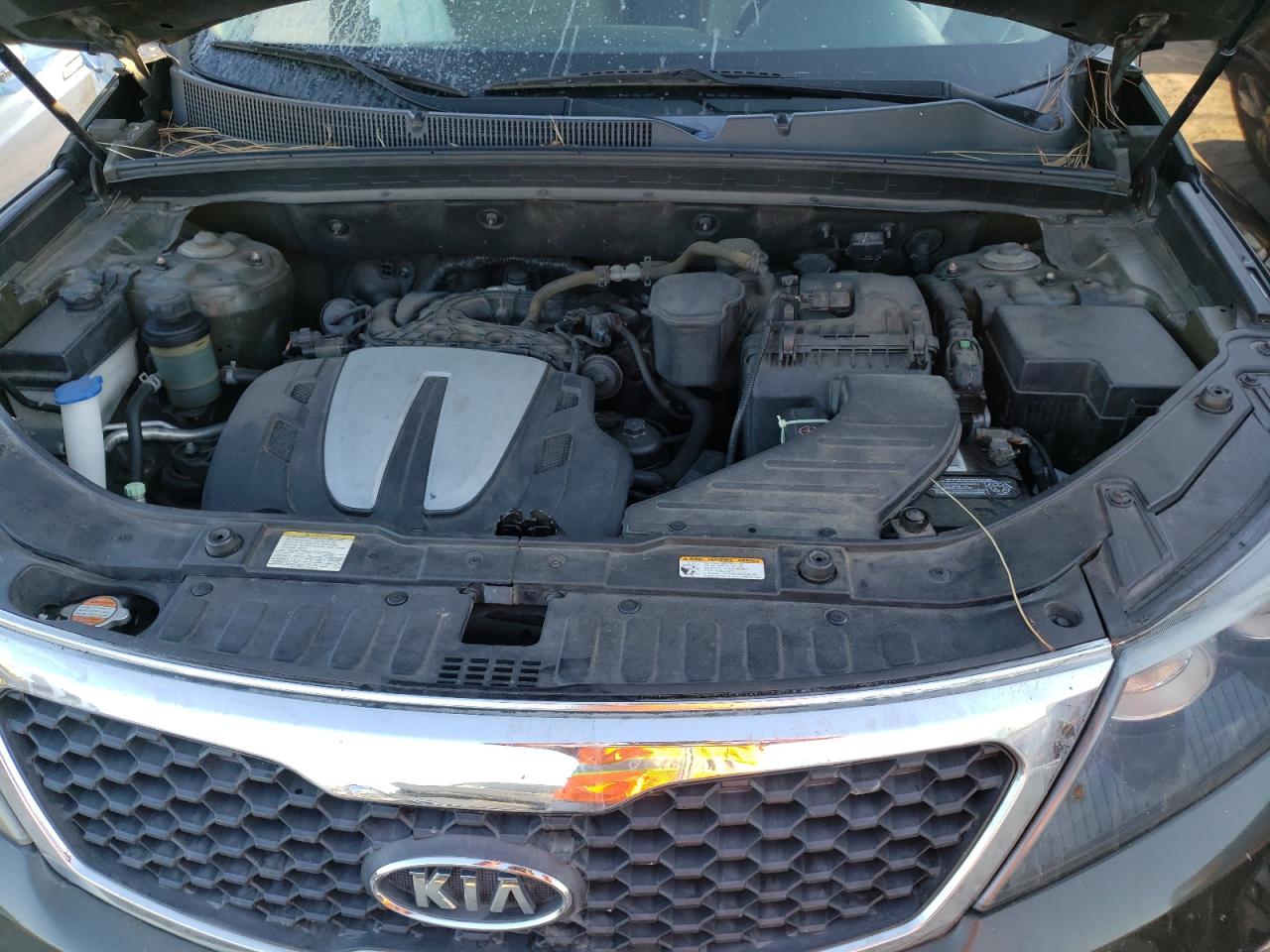 Photo 6 VIN: 5XYKU3A2XDG318125 - KIA SORENTO 