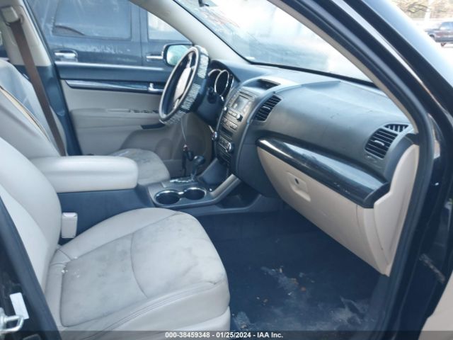 Photo 4 VIN: 5XYKU3A60CG295133 - KIA SORENTO 