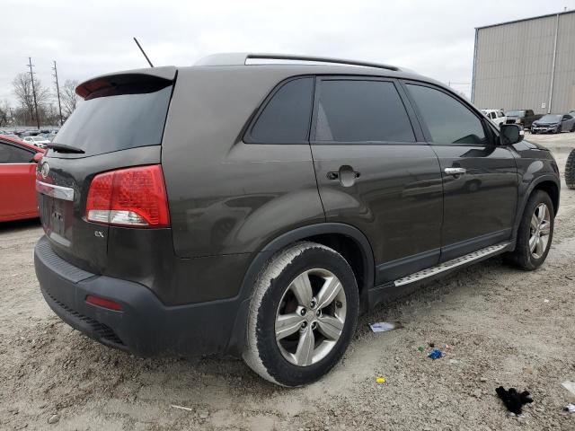 Photo 2 VIN: 5XYKU3A64CG207569 - KIA SORENTO 