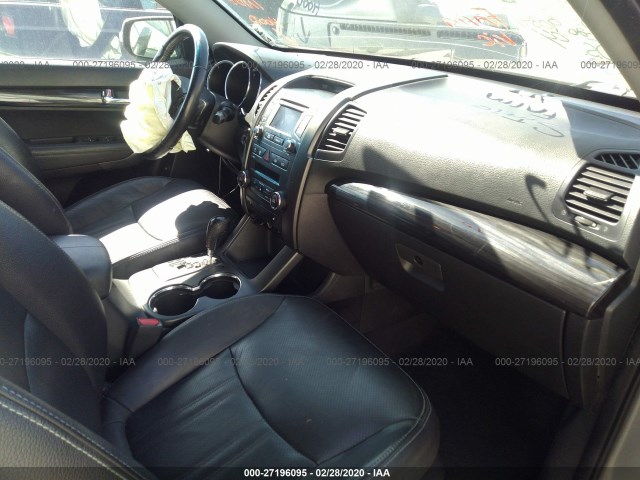 Photo 4 VIN: 5XYKU3A64DG363760 - KIA SORENTO 