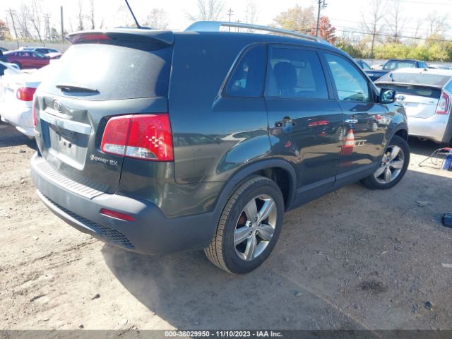 Photo 3 VIN: 5XYKU3A65CG267313 - KIA SORENTO 