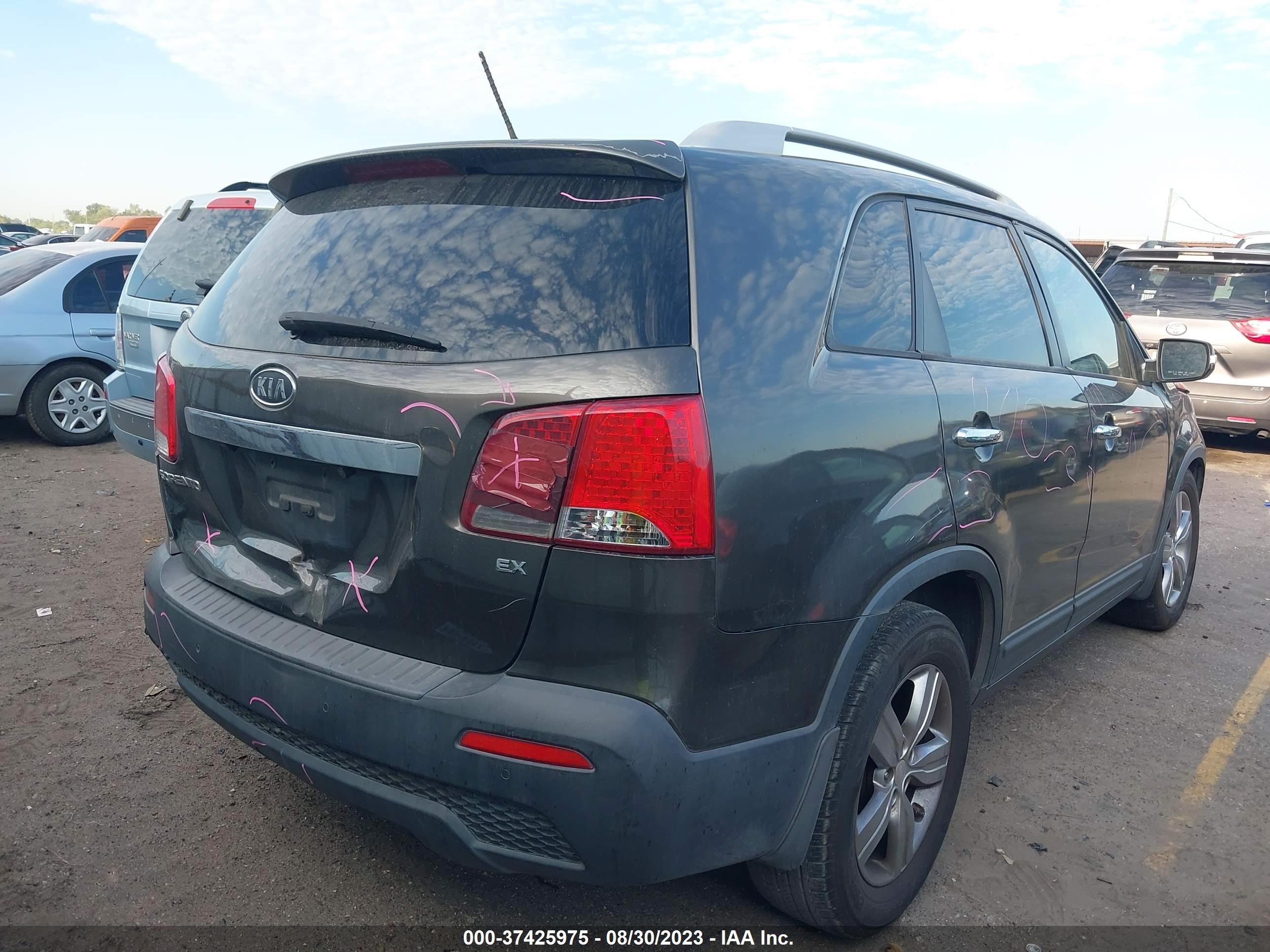 Photo 3 VIN: 5XYKU3A65DG377053 - KIA SORENTO 