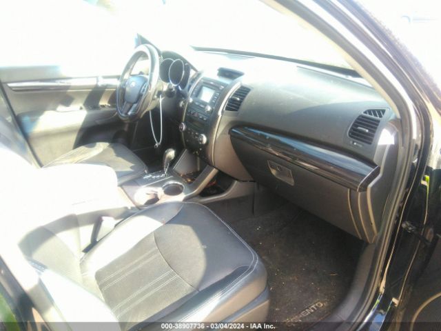 Photo 4 VIN: 5XYKU3A66DG409119 - KIA SORENTO 