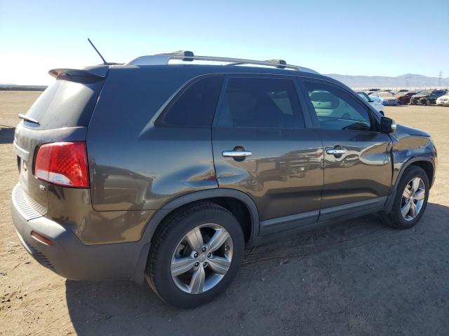 Photo 2 VIN: 5XYKU3A68DG418937 - KIA SORENTO EX 