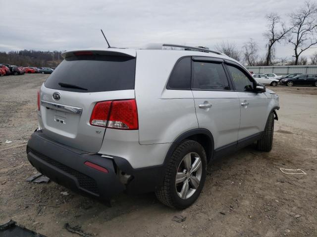 Photo 3 VIN: 5XYKU3A6XCG242701 - KIA SORENTO EX 