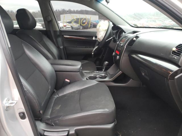 Photo 4 VIN: 5XYKU3A6XCG242701 - KIA SORENTO EX 