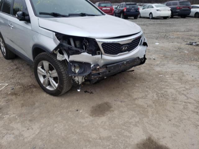 Photo 8 VIN: 5XYKU3A6XCG242701 - KIA SORENTO EX 