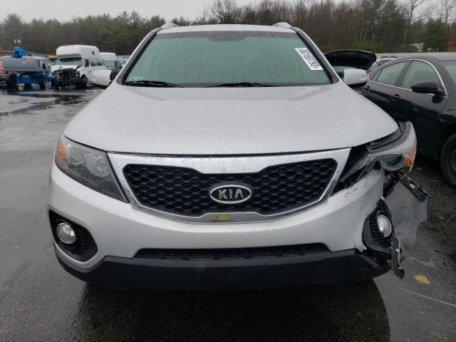 Photo 4 VIN: 5XYKU3A6XDG396813 - KIA SORENTO 