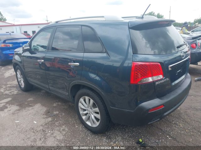 Photo 2 VIN: 5XYKU4A10BG078481 - KIA SORENTO 