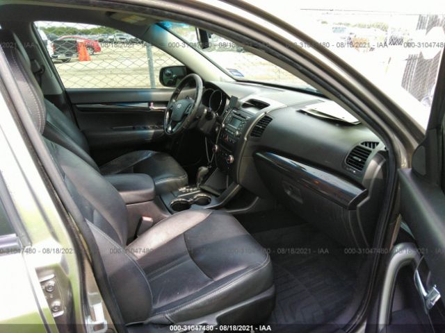 Photo 4 VIN: 5XYKU4A10BG089500 - KIA SORENTO 