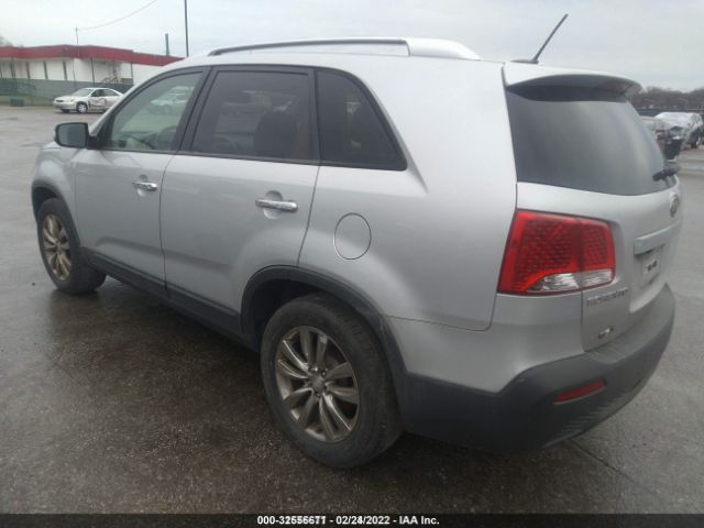 Photo 2 VIN: 5XYKU4A13BG093752 - KIA SORENTO 