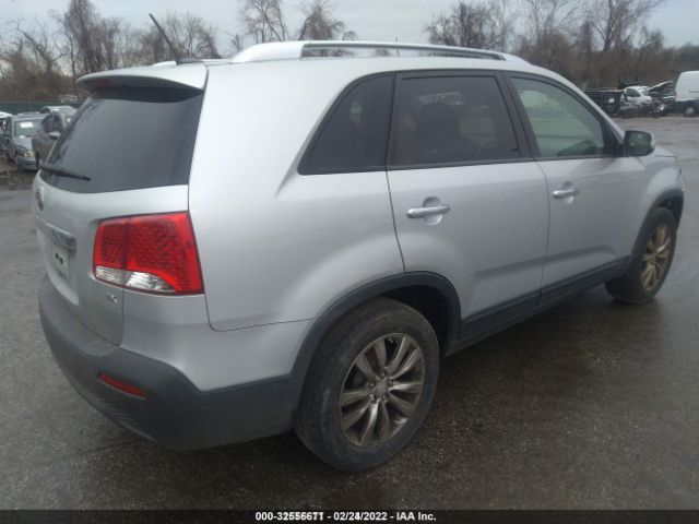 Photo 3 VIN: 5XYKU4A13BG093752 - KIA SORENTO 