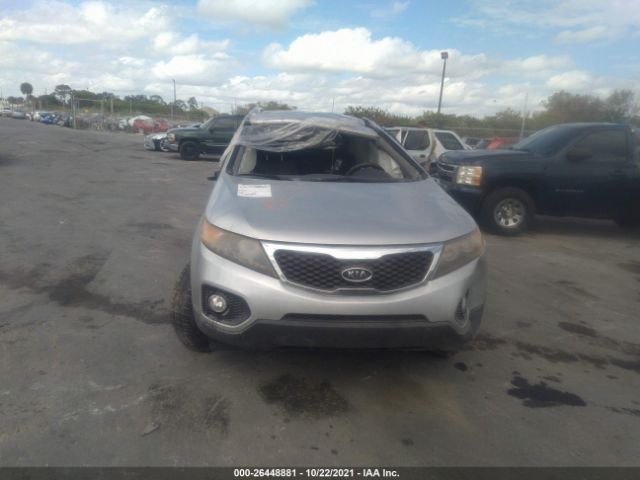 Photo 5 VIN: 5XYKU4A15BG172761 - KIA SORENTO 