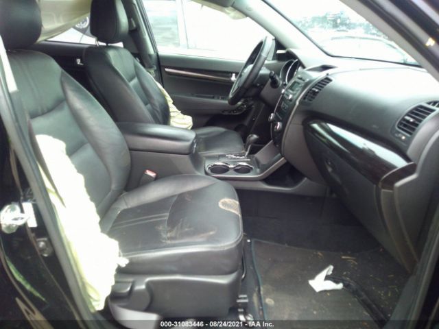 Photo 4 VIN: 5XYKU4A16BG003347 - KIA SORENTO 