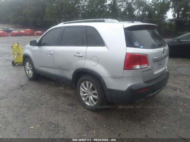 Photo 2 VIN: 5XYKU4A16BG185552 - KIA SORENTO 