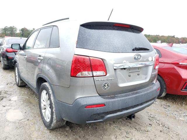 Photo 2 VIN: 5XYKU4A17BG057739 - KIA SORENTO EX 