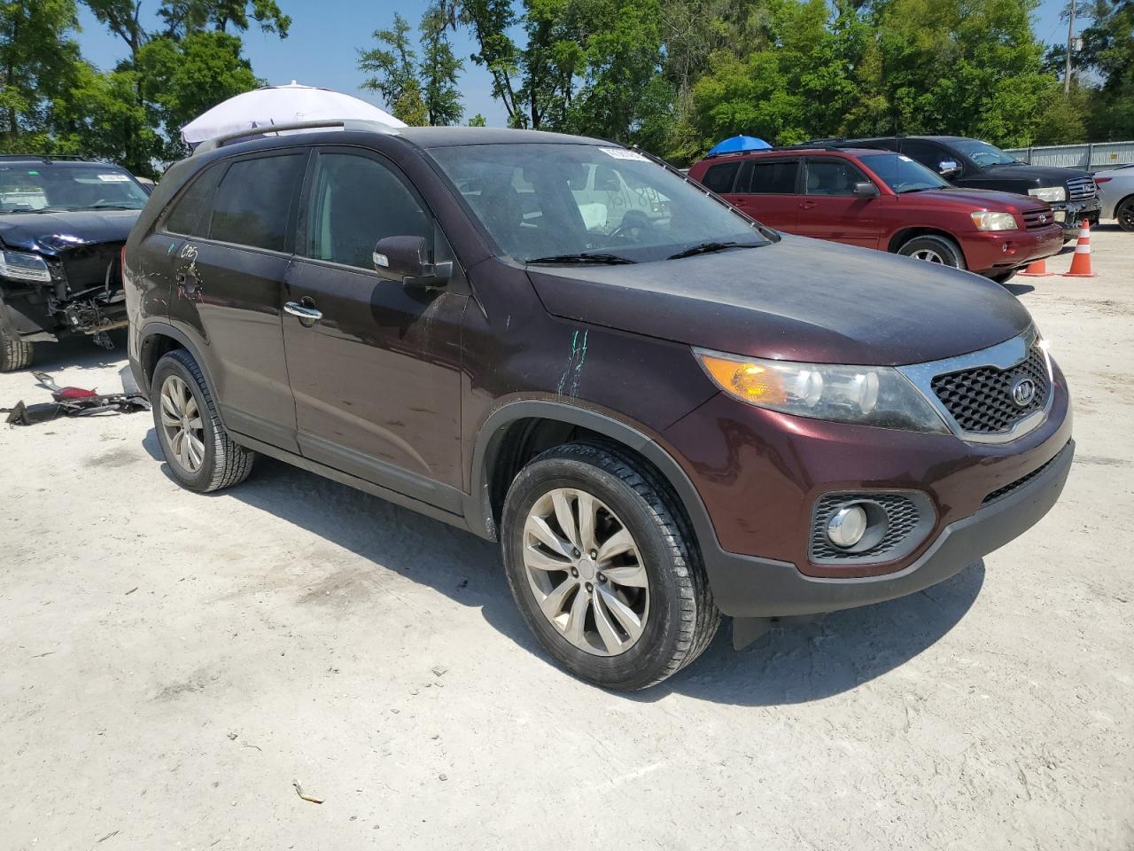 Photo 3 VIN: 5XYKU4A18BG081094 - KIA SORENTO 