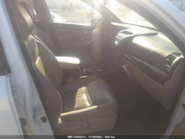 Photo 4 VIN: 5XYKU4A19BG100672 - KIA SORENTO 