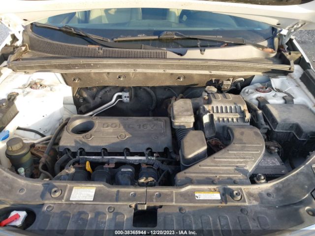 Photo 9 VIN: 5XYKU4A1XBG011810 - KIA SORENTO 