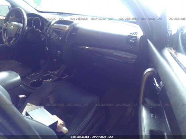 Photo 4 VIN: 5XYKU4A1XBG114600 - KIA SORENTO 